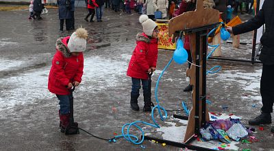 10.03.2019 в районе Черёмушки прошли народные гулянья в честь Широкой Масленицы!