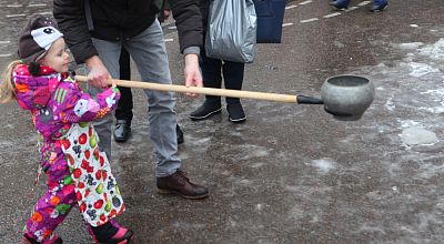 10.03.2019 в районе Черёмушки прошли народные гулянья в честь Широкой Масленицы!